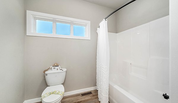 Platinum / The Copper Mountain Bathroom 89188