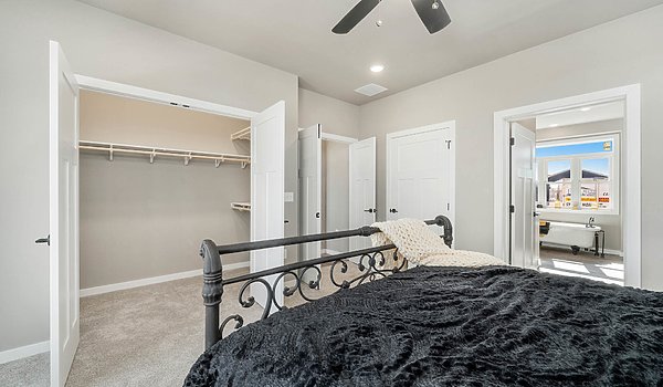 Platinum / The Copper Mountain Bedroom 89177