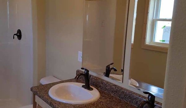 Platinum / Pine View Bathroom 71246