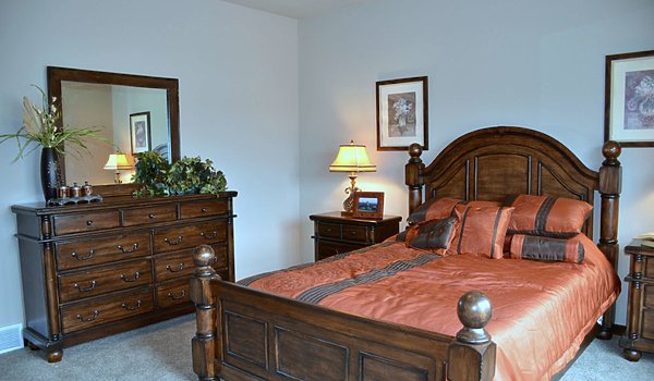 Platinum / Spruce Bedroom 71371