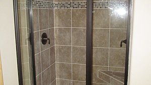 Platinum / Delaware Bathroom 71461