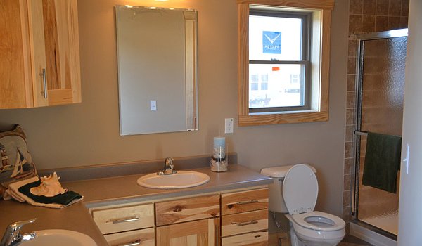 Platinum / Hudson Bathroom 71603