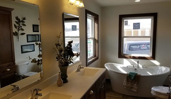 Classic / Dawson Bathroom 71671