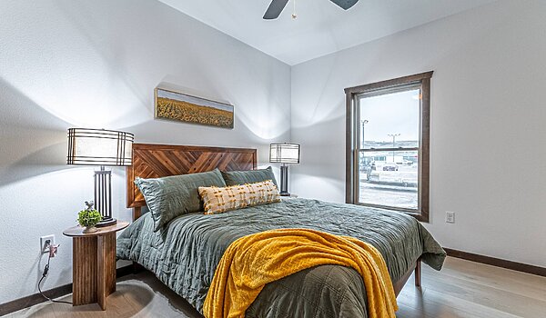 Platinum / Jackson Bedroom 121243