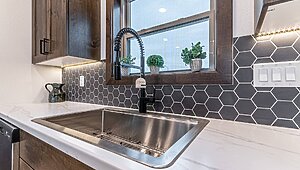 Platinum / Jackson Kitchen 121239