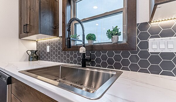 Platinum / Jackson Kitchen 121239