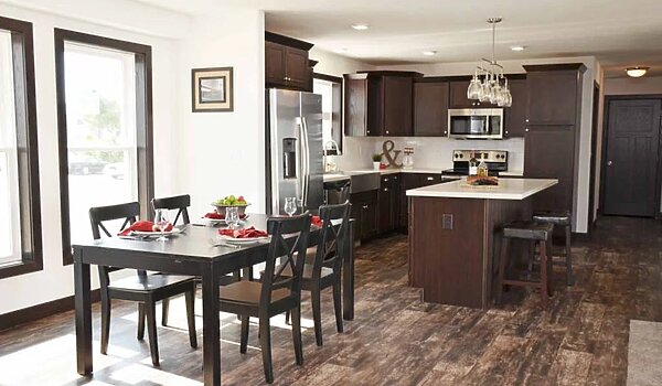 Platinum / Huntley Interior 132031