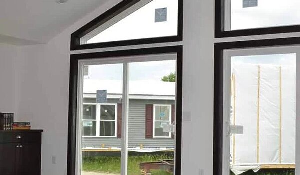 Platinum / Huntley Interior 132036