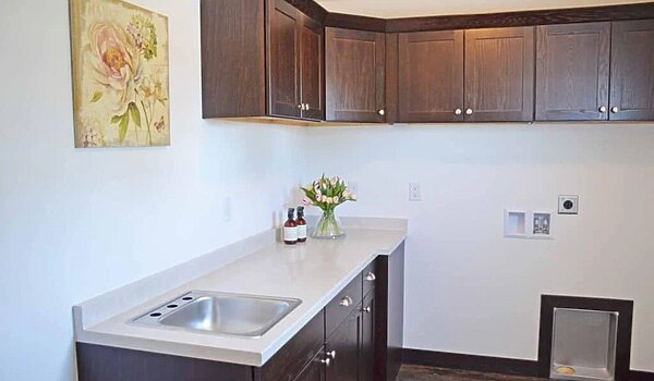 Platinum / Huntley Interior 132039