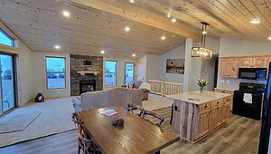 Classic / Thompson Interior 132059
