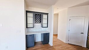 Platinum / Maxwell Interior 114644