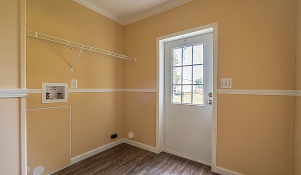 G Series / 2837 Utility 33668