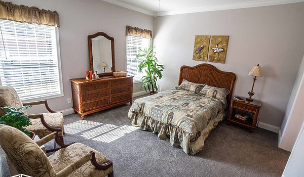 DCA Series / 2866-2043 Bedroom 36822