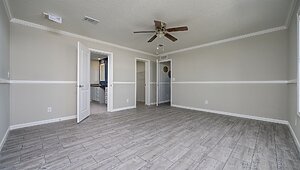 HD Series / Daphne 32242-629 Interior 126979