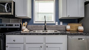 HD Series / Daphne 32242-629 Interior 126975