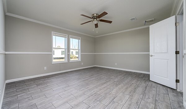 HD Series / Daphne 32242-629 Interior 126978