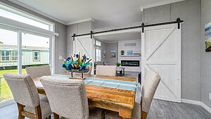 HD Series / Keaton 32241-628 Interior 127064