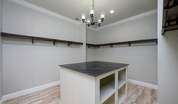 Rebirth Series / Edgewater II 32268-695 Interior 127003