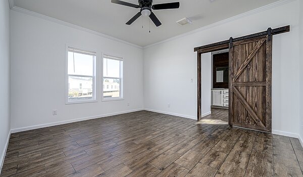 Rebirth Series / Kinder Lou 1634-706 Interior 127098