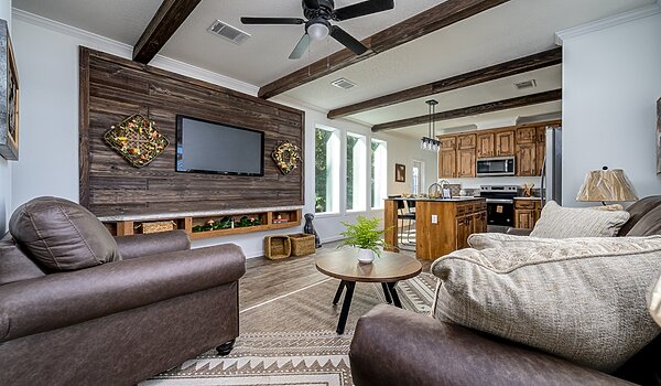 Rebirth Series / Kinder Lou 1634-706 Interior 127091