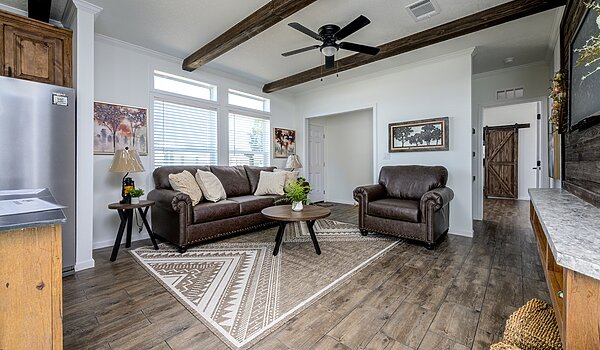 Rebirth Series / Kinder Lou 1634-706 Interior 127092