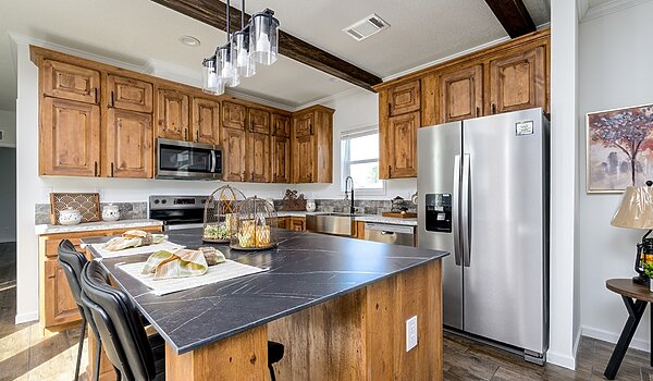 Rebirth Series / Kinder Lou 1634-706 Interior 127093