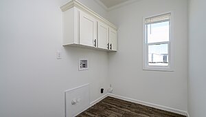 Rebirth Series / Kinder Lou 1634-706 Interior 127096