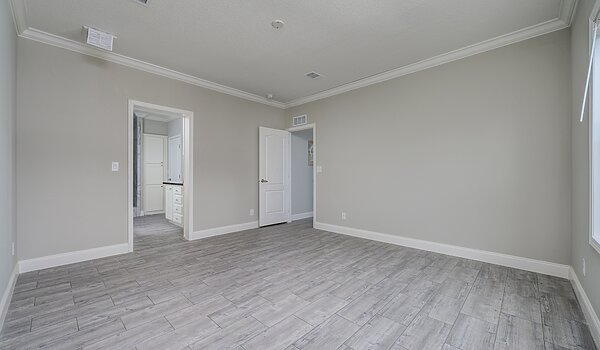 Rebirth Series / Loki 32256-670 Interior 127110