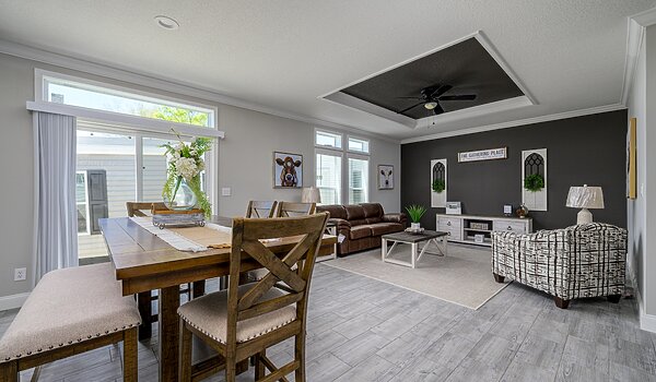 Rebirth Series / Loki 32256-670 Interior 127108