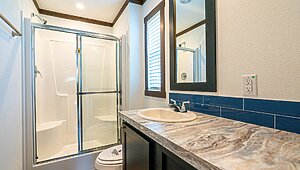 Park Model RV / APX 122 Bathroom 118437