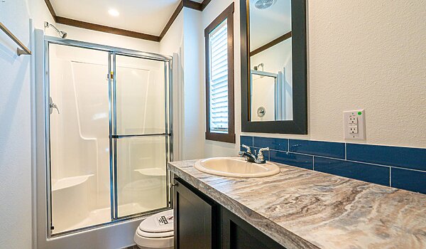 Park Model RV / APX 122 Bathroom 118437