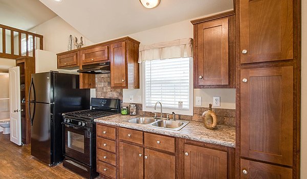 Park Model RV / APH 522A-SL Kitchen 32780