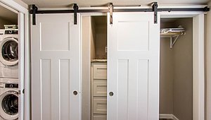 Park Model RV / APH 527 Bedroom 32916