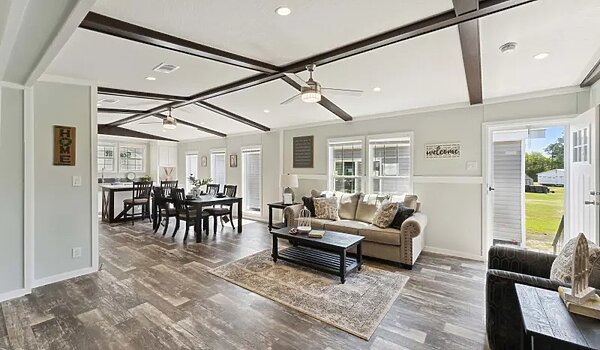 Brave Series / The Maddux 3248464BRV Interior 127234