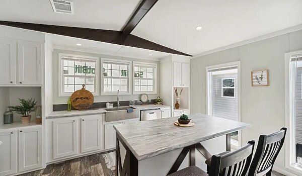 Brave Series / The Maddux 3248464BRV Interior 127240