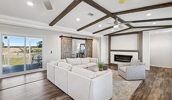 Brave Series / The Justice Interior 123037