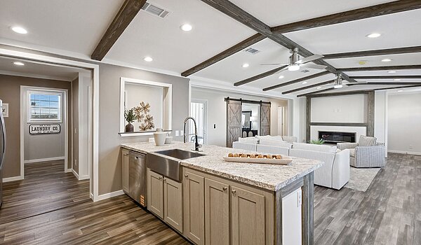 Brave Series / The Justice Interior 123040