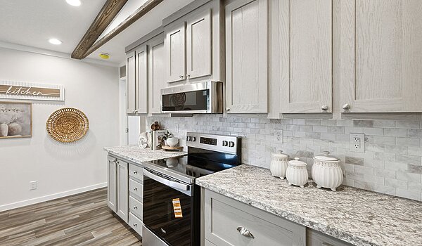 Brave Series / The Justice Interior 123043