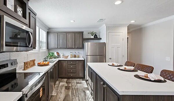 Minor League / Pelican Interior 127252