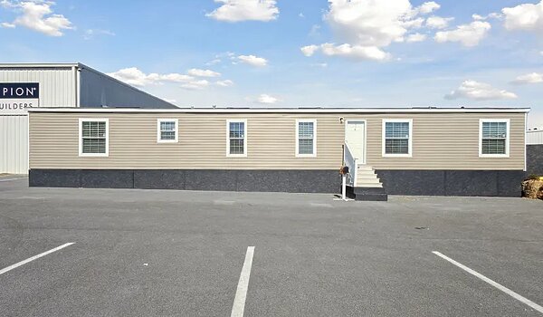 Minor League / Firefly Exterior 127277