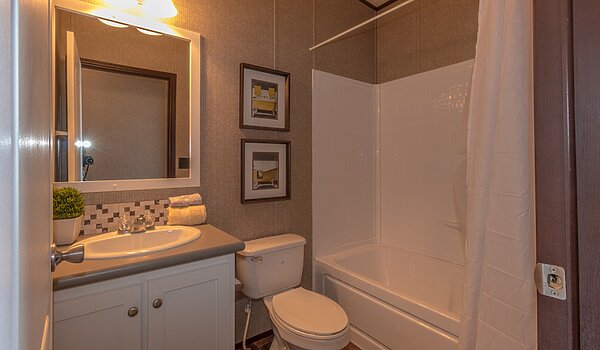Masterpiece / Arlington 30523A Bathroom 139284