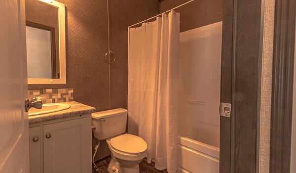 Masterpiece / Arlington 30483A Bathroom 139207