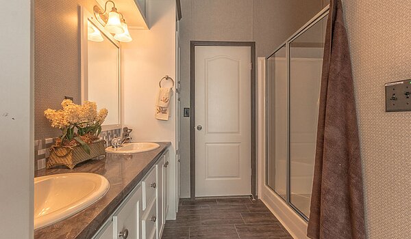 Masterpiece / Arlington 30483A Bathroom 139209