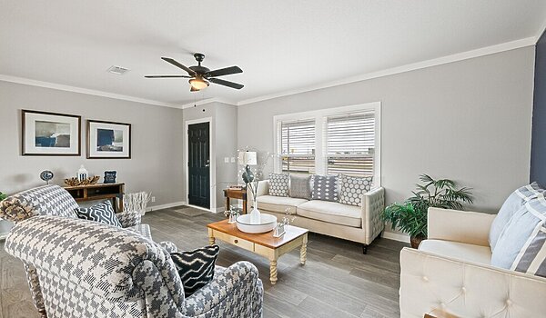 Keystone / The Horizon 68 KH30684Z Interior 134999