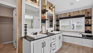 Keystone / The Magnum 76 KH30763M Bathroom 138691