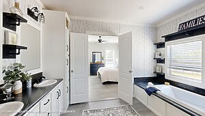 Keystone / The Pecan Valley 76 KH30764P Bathroom 139249