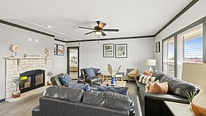 Keystone / The Pecan Valley 68 KH30683P Interior 135011