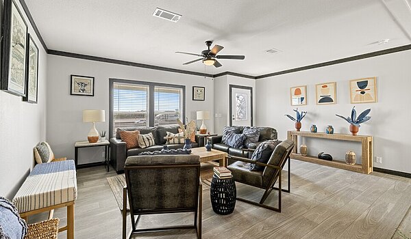 Keystone / The Pecan Valley 68 KH30683P Interior 135012
