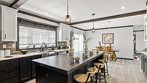 Keystone / The Pecan Valley 68 KH30683P Interior 135016