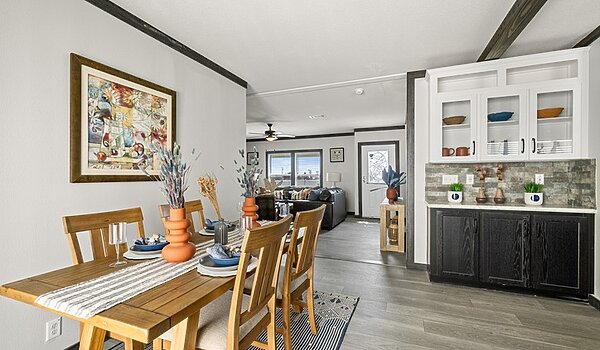 Keystone / The Pecan Valley 68 KH30683P Interior 139149